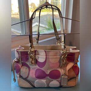 COACH Colette Signature Embroidered Pink Scarf Print Carryall #16455